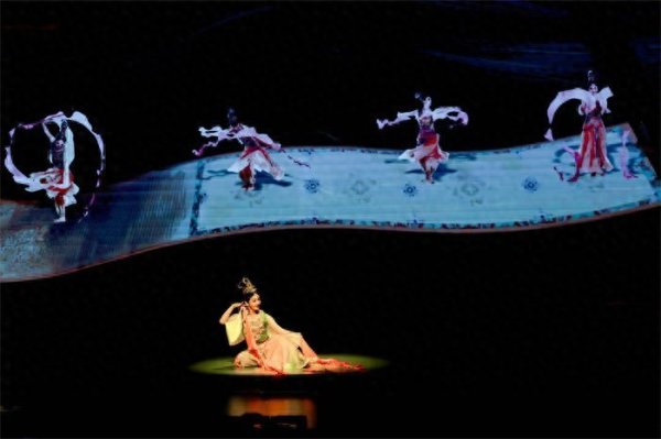 宏益配资 2025“大戏看北京”文艺创作孵化平台交出“青春作业”